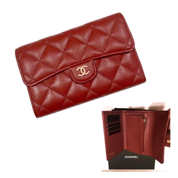 CHANEL Handbags - New Chanel Flap Wallet Iridescent Red Caviar